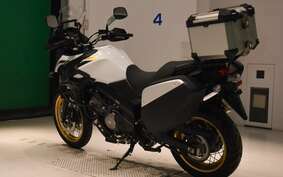 SUZUKI DL650 ( V-Strom 650 ) XTA 2021 C733A