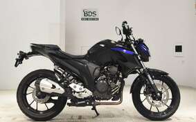 YAMAHA FZ25 RG42