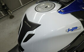 BMW HP4 2013 0D01