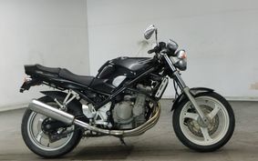 SUZUKI BANDIT 250 GJ74A