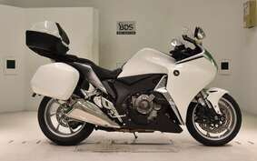 HONDA VFR1200F DCT 2012 SC63