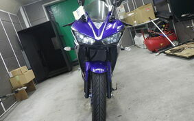 YAMAHA YZF-R25 RG10J