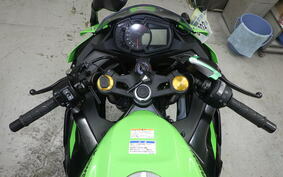 KAWASAKI ZX-25R ZX250E