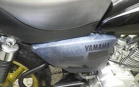 YAMAHA YB125SP PCJL