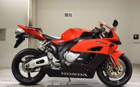 HONDA CBR1000RR 2004 SC57