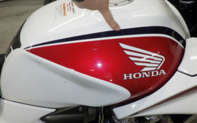 HONDA CB1300SB SUPER BOLDOR A 2010 SC54