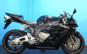 HONDA CBR1000RR 2004 SC57