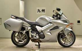 HONDA VFR800 2004 RC46