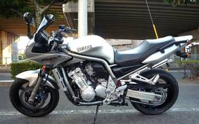 YAMAHA FZS1000 FAZER 2002 RN06