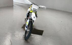 HUSQVARNA  TE300i UTA2