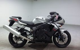 YAMAHA YZF-R6 2003 RJ05