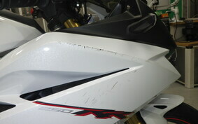 HONDA CBR250RR A MC51