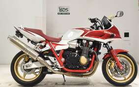 HONDA CB1300SB SUPER BOLDOR A 2006 SC54