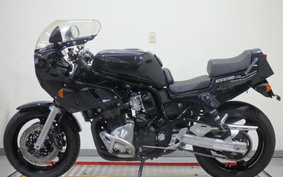 SUZUKI GS1200SS 2002 GV78A