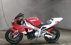 YAMAHA YZF-R1 2000 RN01