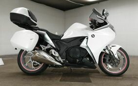 HONDA VFR1200F 2010 SC63