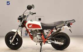 HONDA APE 100 HC07