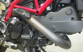 DUCATI HYPERMOTARD 820 2015