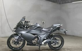 SUZUKI GIXXER 250 SF ED22B