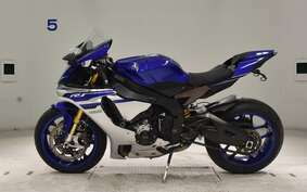 YAMAHA YZF-R1 2016