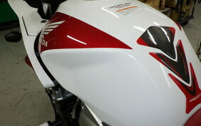 HONDA CB1300SB SUPER BOLDOR A 2006 SC54