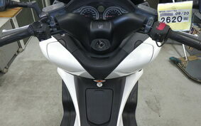 HONDA SILVER WING 400 GTA 2013 NF03