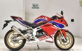 HONDA CBR250RR A MC51