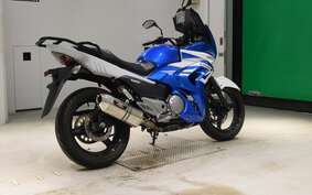 SUZUKI GSR250F GJ55D