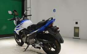 SUZUKI GSR250