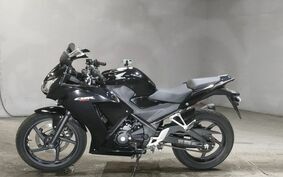 HONDA CBR250R MC41