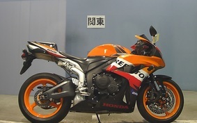 HONDA CBR600RR GEN 3 2008 PC40