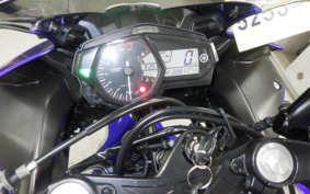 YAMAHA YZF-R25 RG10J