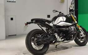 BMW R NINE T 2019 0J01