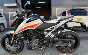 KTM 390 DUKE 2023 JPJ40