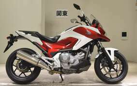 HONDA NC 700 X LD A 2013 RC63