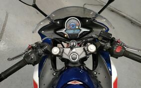 HONDA CBR250R MC41