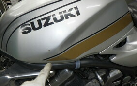 SUZUKI GSX250FX ZR250C