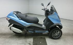 PIAGGIO MP3 250 RL M472