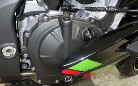 KAWASAKI ZX-25R ZX250E