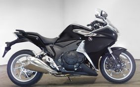 HONDA VFR1200F 2013 SC63