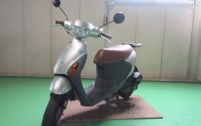SUZUKI LETS4 CA41A
