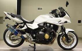 HONDA CB1300SB SUPER BOLDOR A 2010 SC54