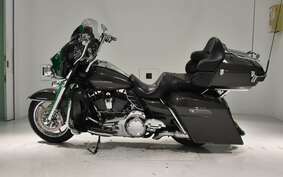 HARLEY FLHTKSE 1800CVO 2015 TEN