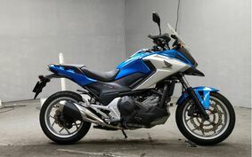 HONDA NC750X DCT 2016 RC90