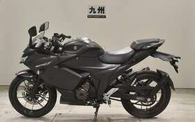 SUZUKI GIXXER 250 SF ED22B