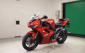 TRIUMPH DAYTONA 675 2011