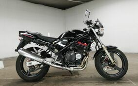 SUZUKI BANDIT 250 V GJ77A