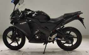 HONDA CBR125R JC50