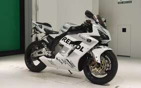 HONDA CBR1000RR 2004 SC57