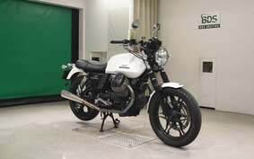 MOTO GUZZI V7 STONE 2013